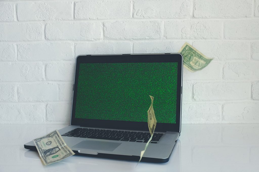 Tener habilidades comerciales e interpersonales como saber gestionar un equipo es tan importante como el conocimiento de la tecnología a la hora de tener éxito en el mundo del e-commerce